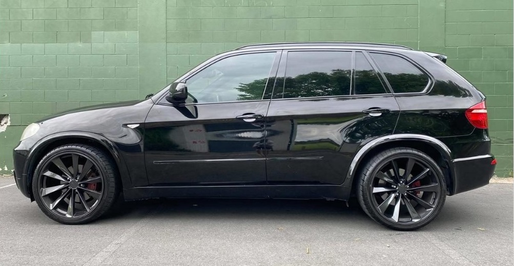 BMW X5 E70 on TSW Aileron