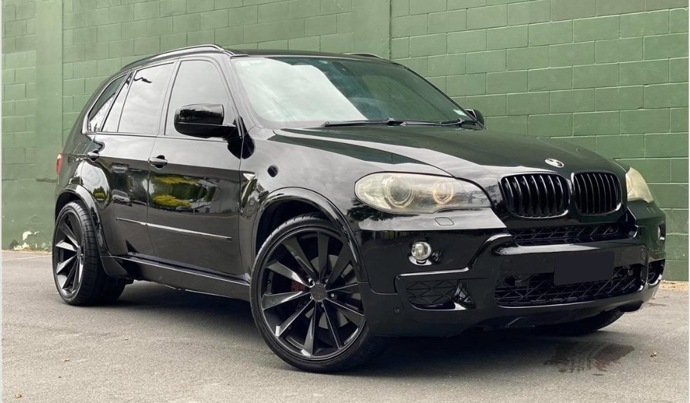 BMW X5 E70 on TSW Aileron