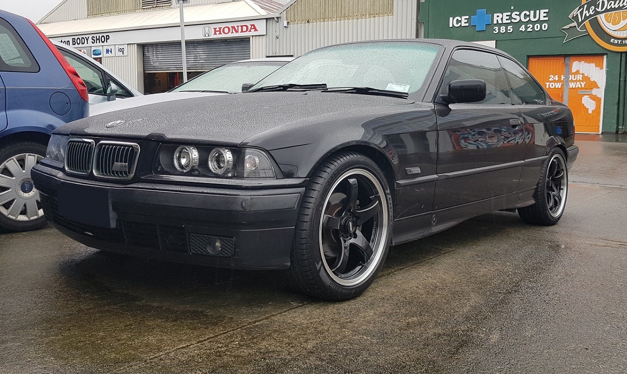 BMW 3 Series 1995 on BGW Fury