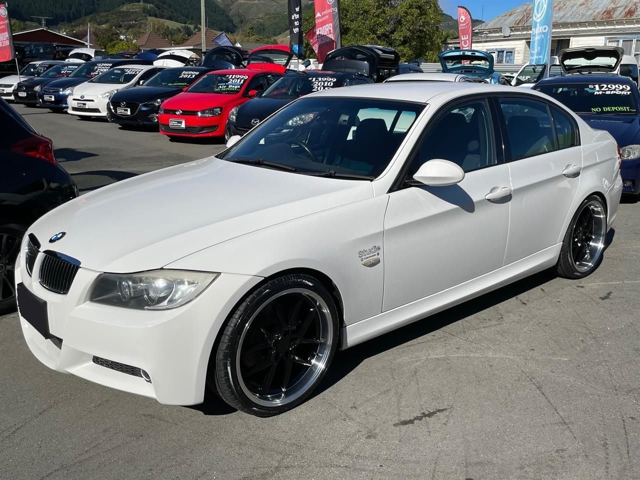BMW 3 Series on Covert CV4