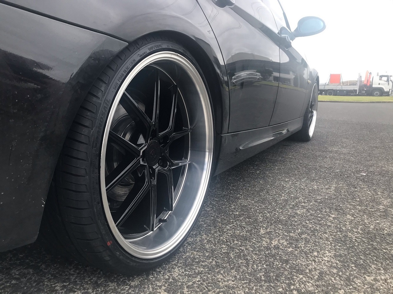 BMW 3 Series on Covert CV4
