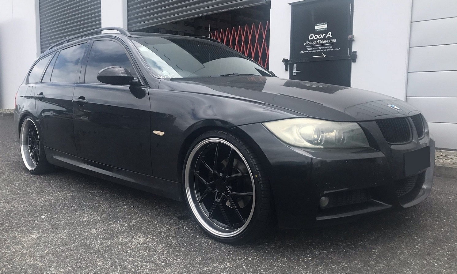 BMW 3 Series on Covert CV4