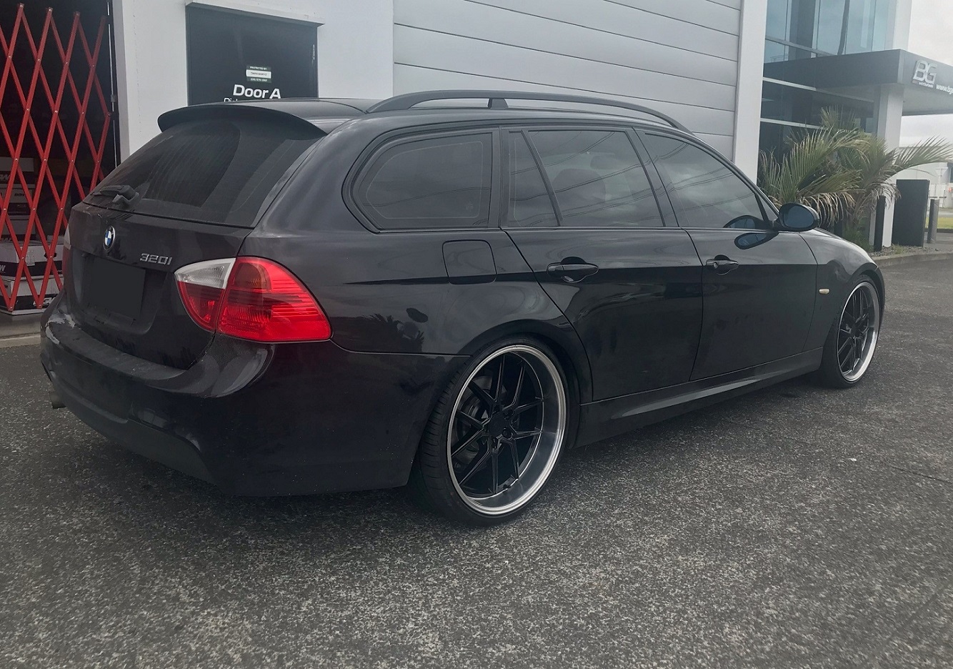 BMW 3 Series on Covert CV4