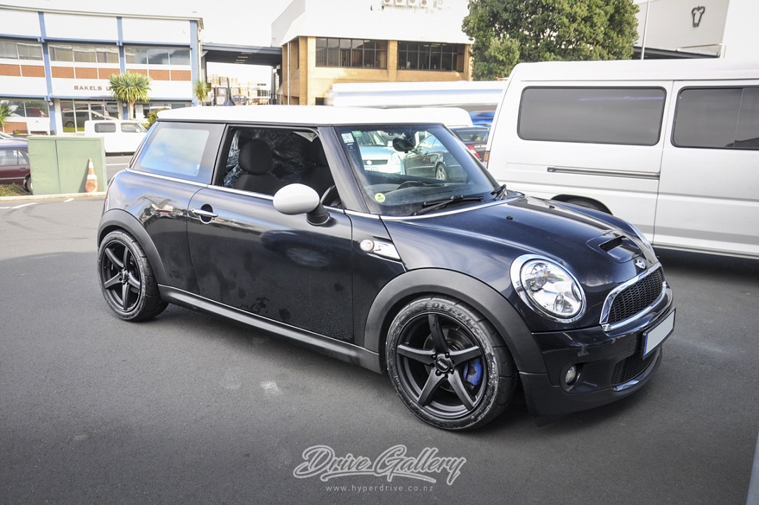 Mini Cooper on BGW Apex