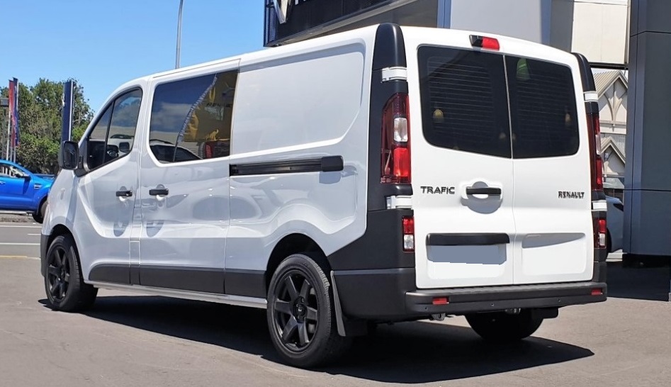 Renault Trafic on BGW Beast