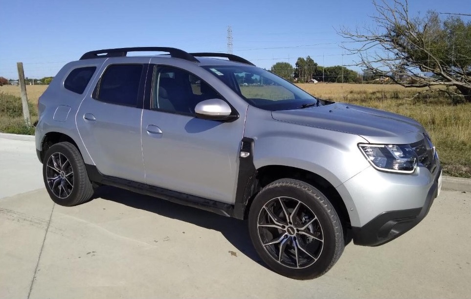 Renault Duster on BGW Compton