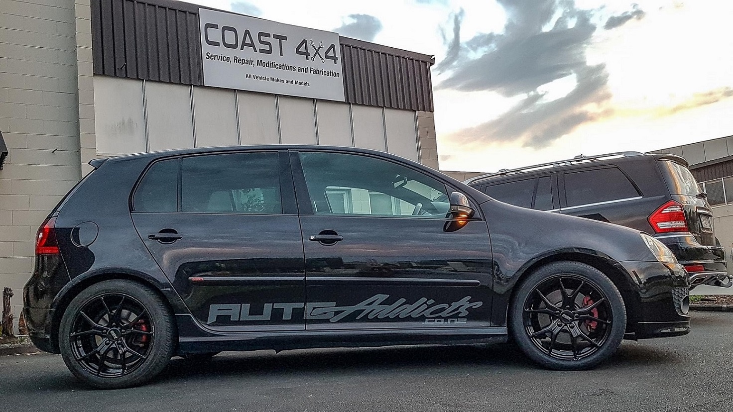 VW Golf on BGW Compton