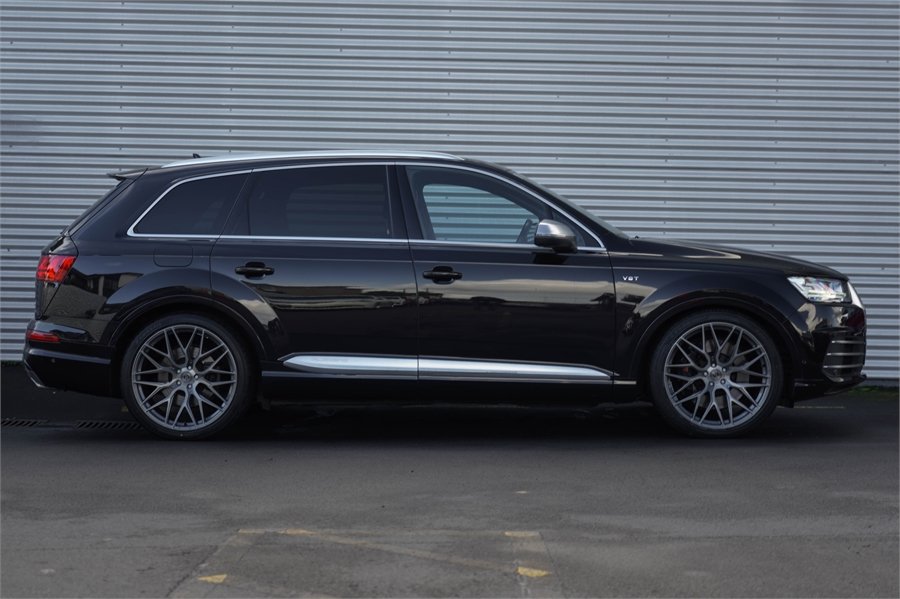 Audi SQ7 (2017) on Covert CV1