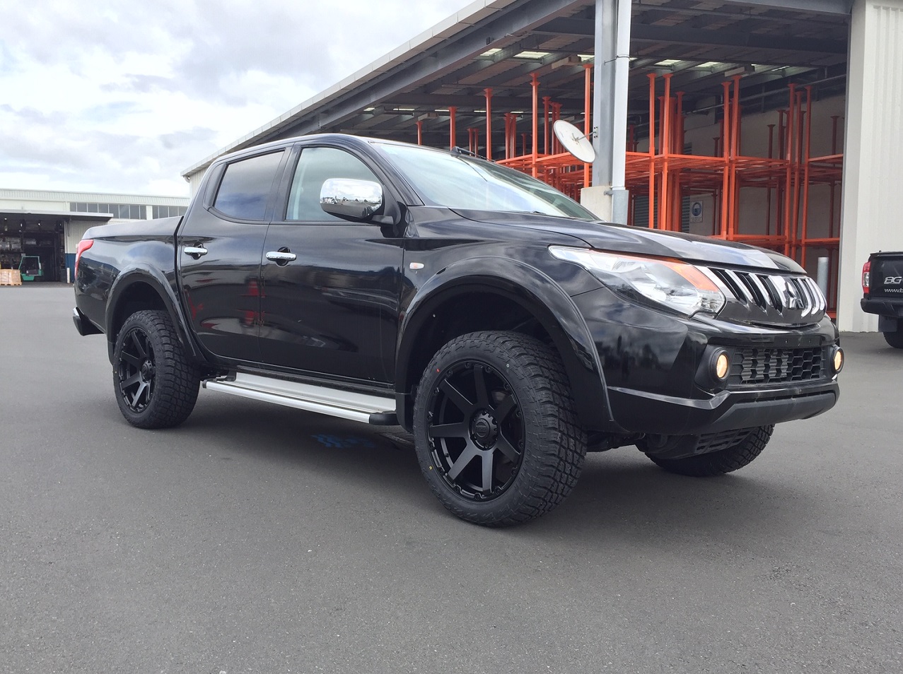 Mitsubishi Triton on BGW Vader