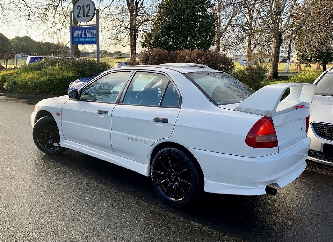 Mitsubishi Lancer Evo 4 RS on BGW Hampton