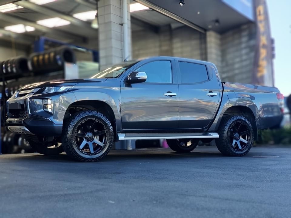 Mitsubishi Triton on BGW Vader