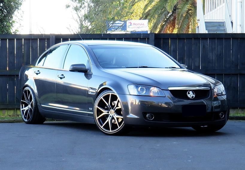 Holden Commodore VE on BGW Compton