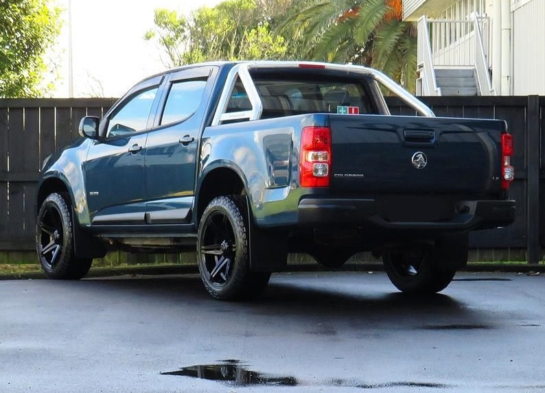 Holden Colorado on BGW Tempest