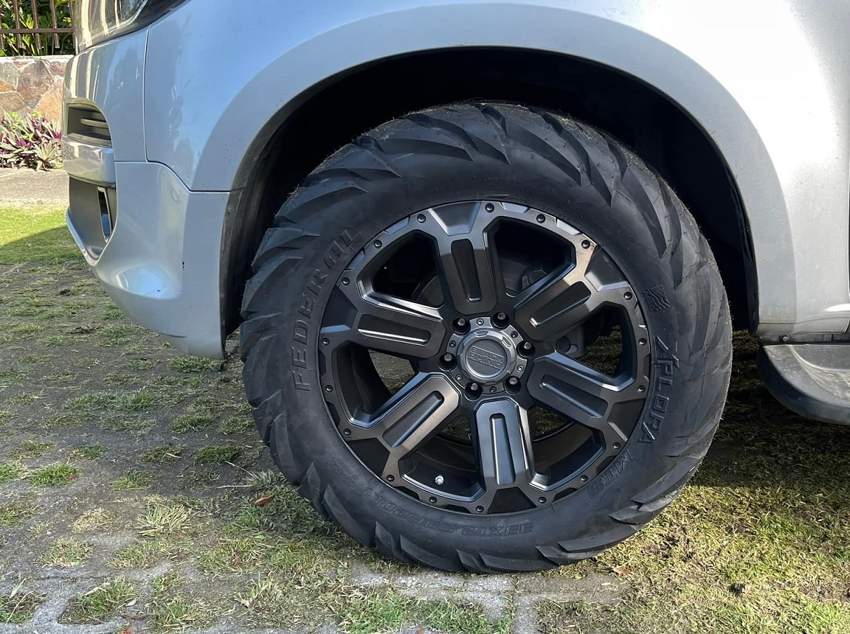 Holden Colorado on Black Rhino Wanaka