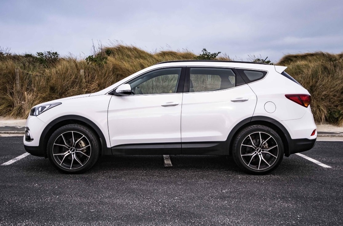 Hyundai Santa Fe on BGW Compton