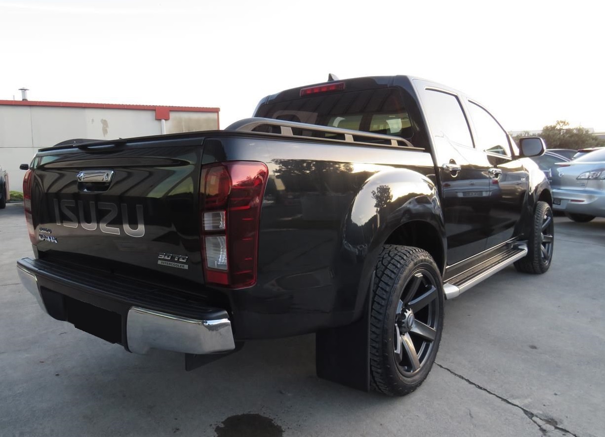 Isuzu D Max on BGW Beast