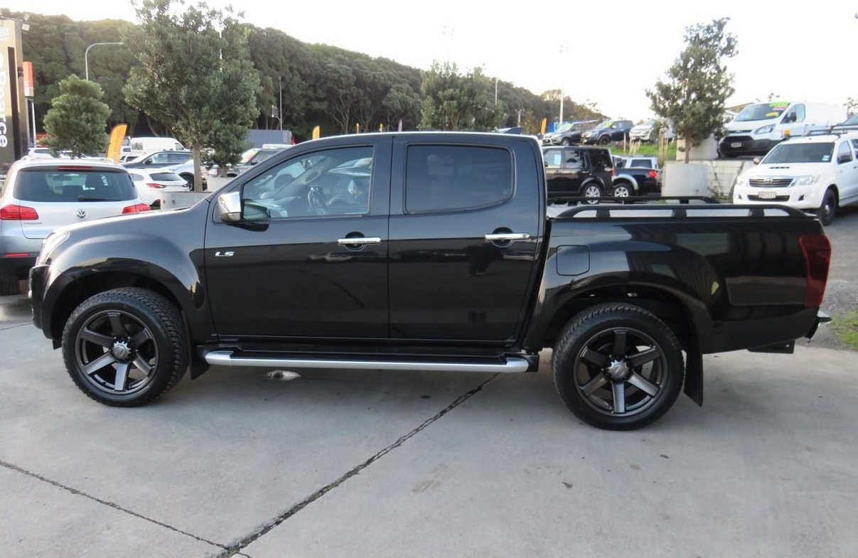 Isuzu D Max on BGW Beast