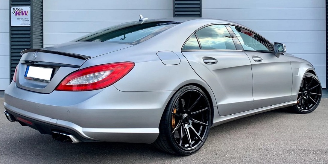 Mercedes Benz CLS on Covert CV2