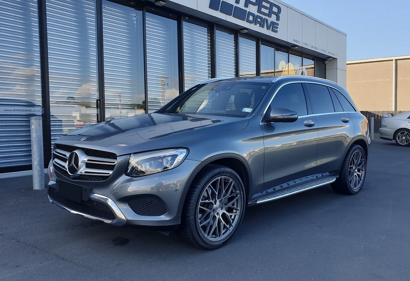 Mercedes Benz GLC250 (2017) on Covert CV1