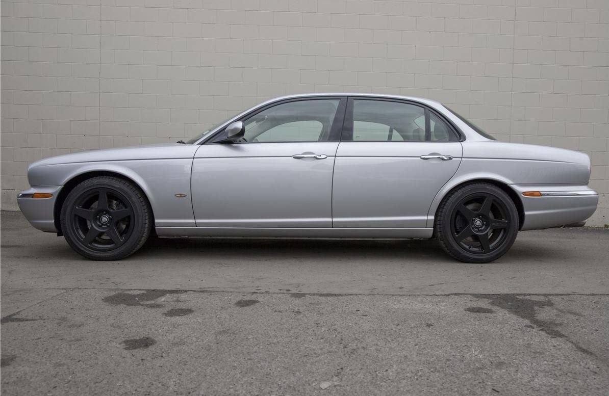 Jaguar XJ6 (2006) on BGW R5