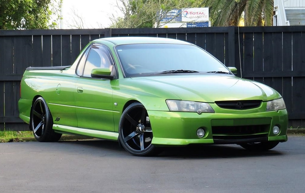 Holden Commodore SS (2003) on BGW Torque