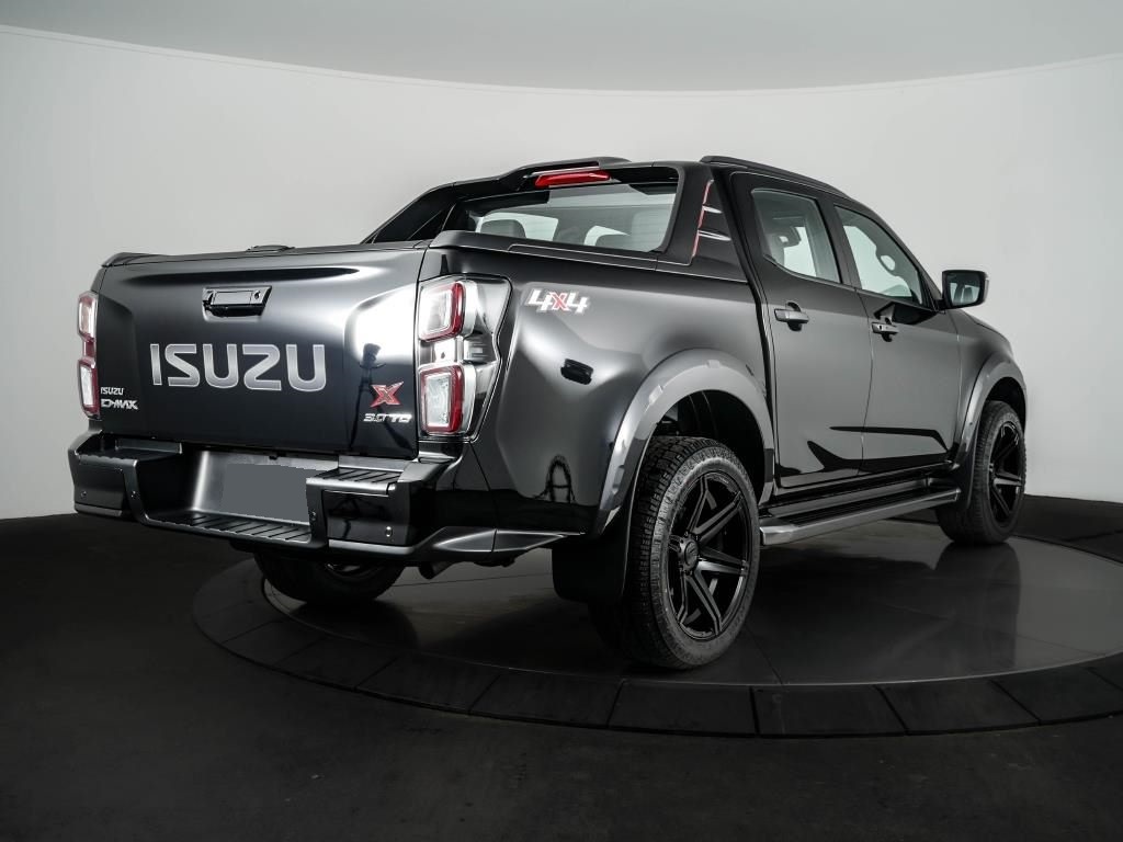 Isuzu D Max on BGW Tempest