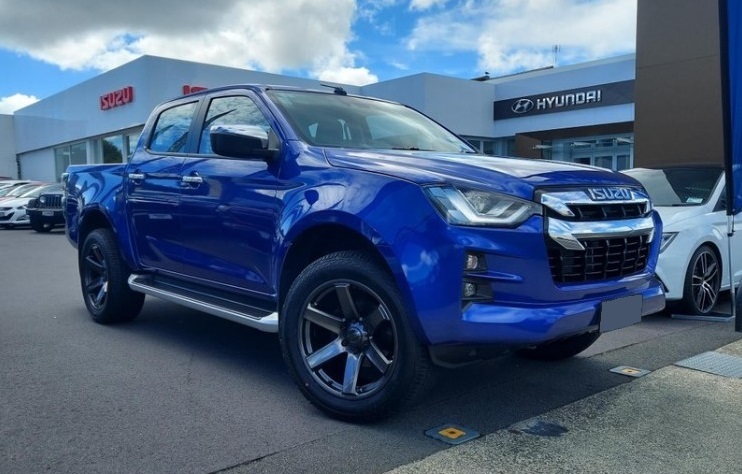 Isuzu D Max on BGW Beast