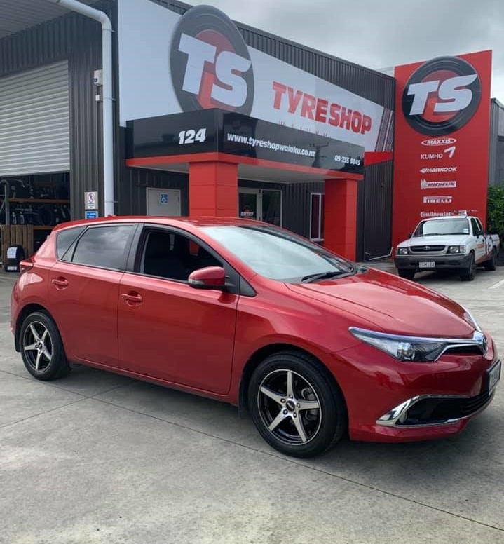 Toyota Corolla on BGW Apex