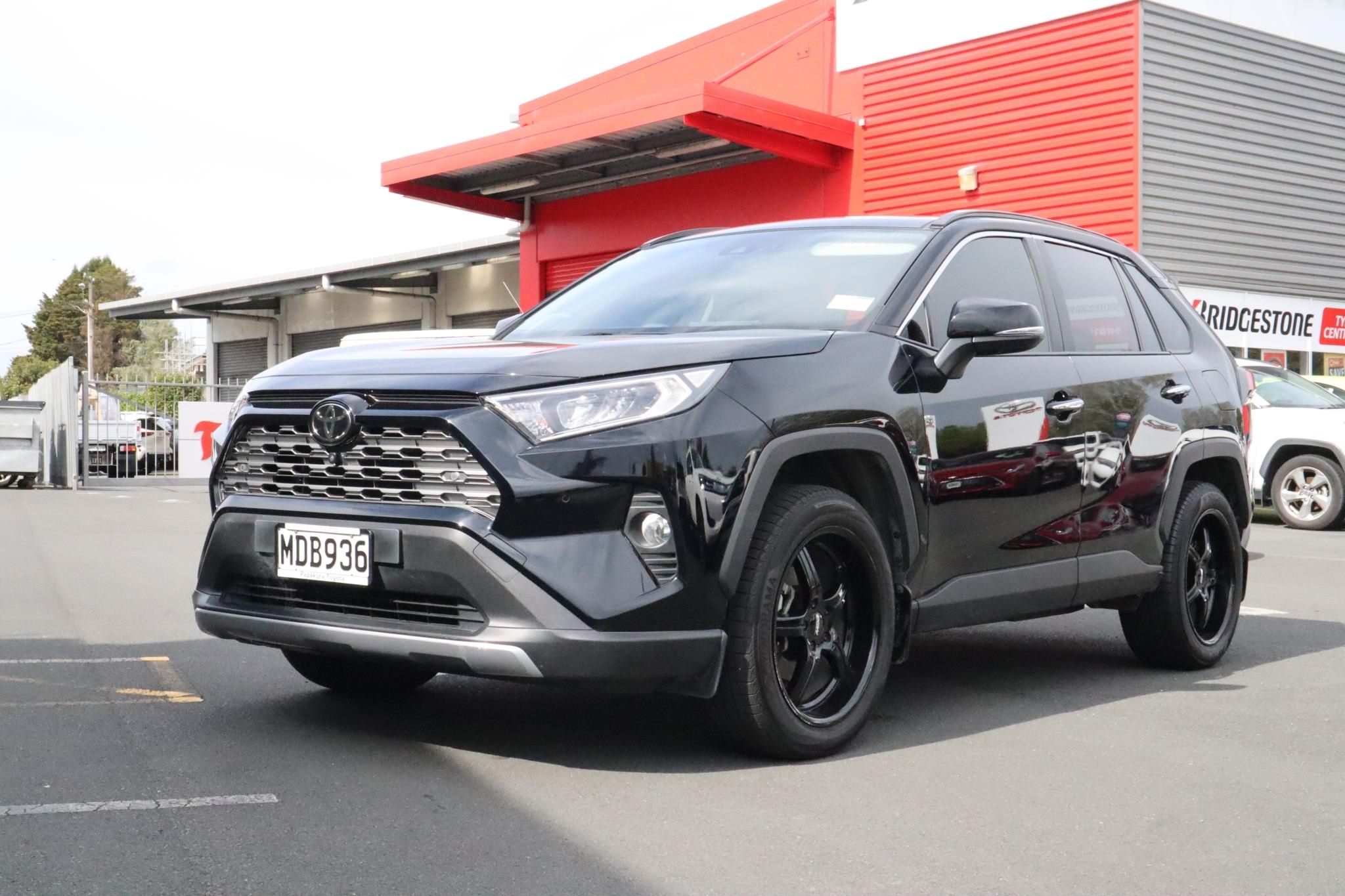 Toyota RAV4 (2019) on BGW Rampage