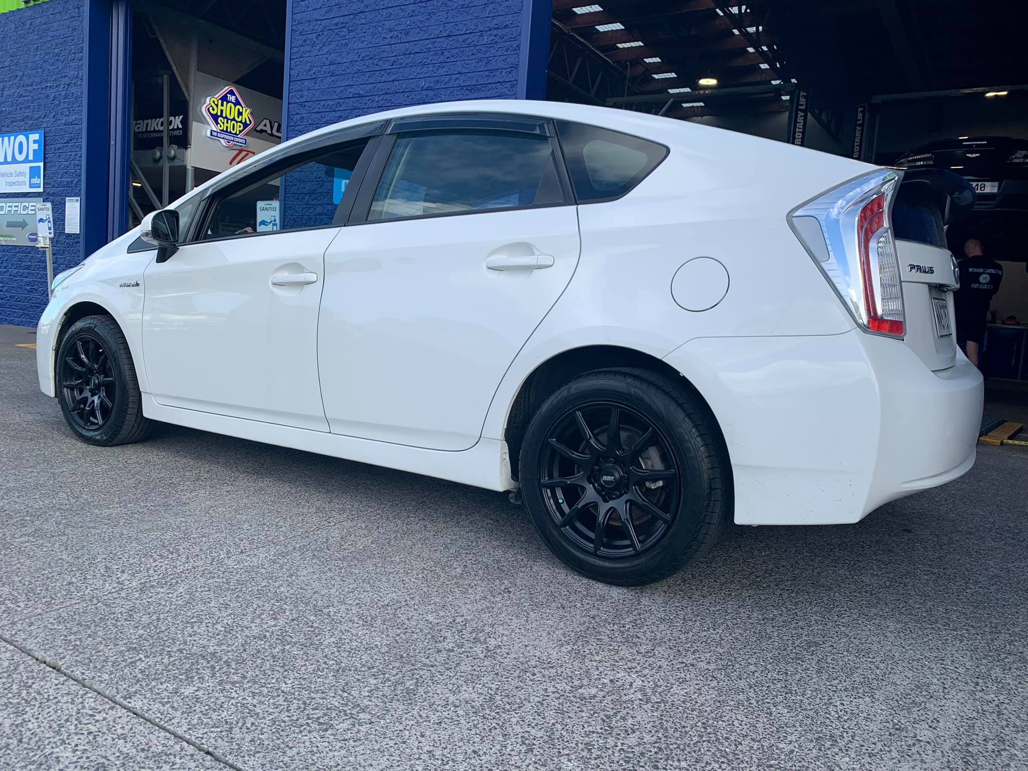 Toyota Prius on BGW Ratchet
