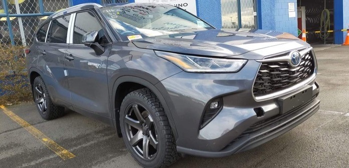 Toyota Highlander on BGW Beast