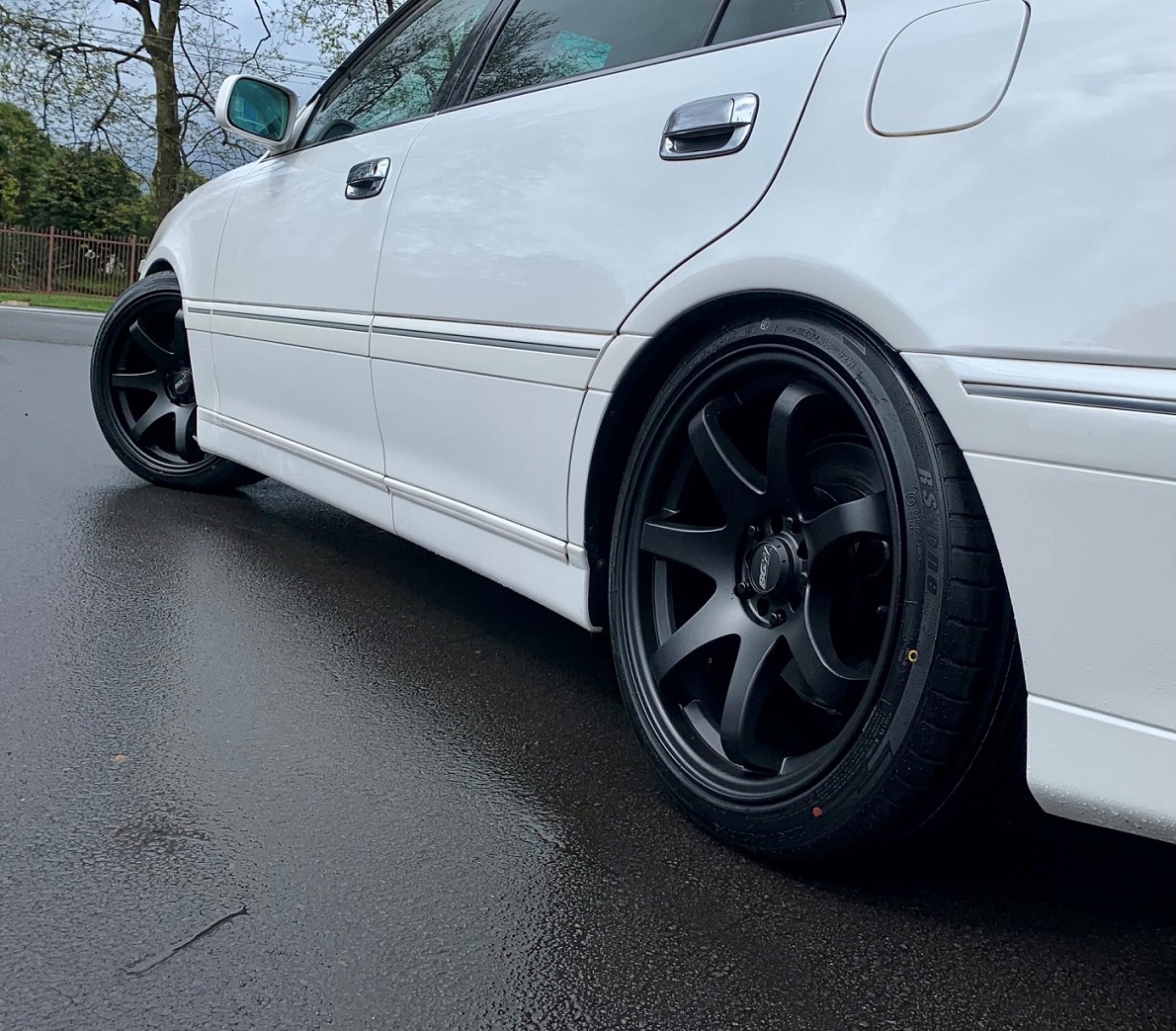 Toyota Crown Athlete V on BGW Mayhem