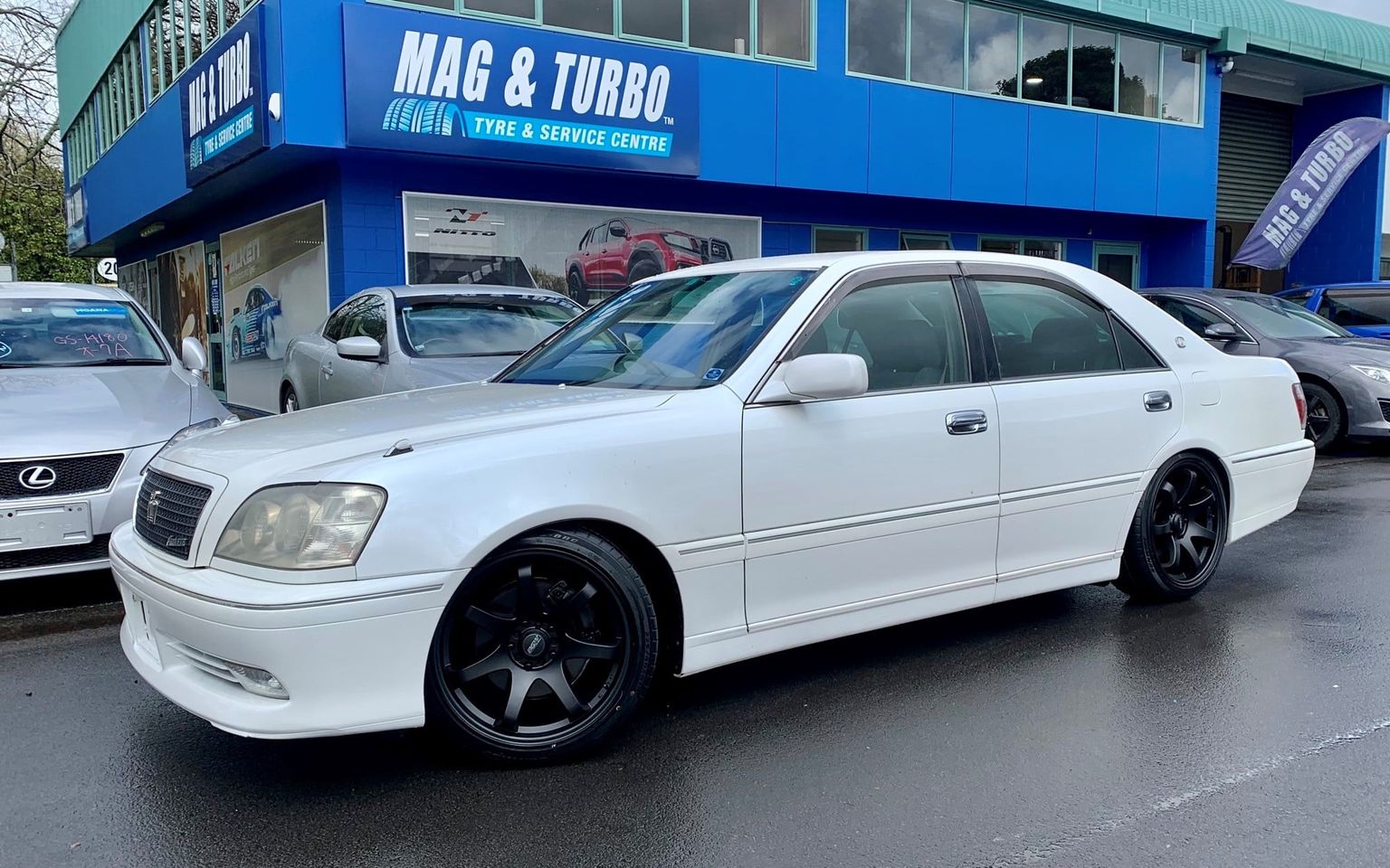 Toyota Crown Athlete V on BGW Mayhem