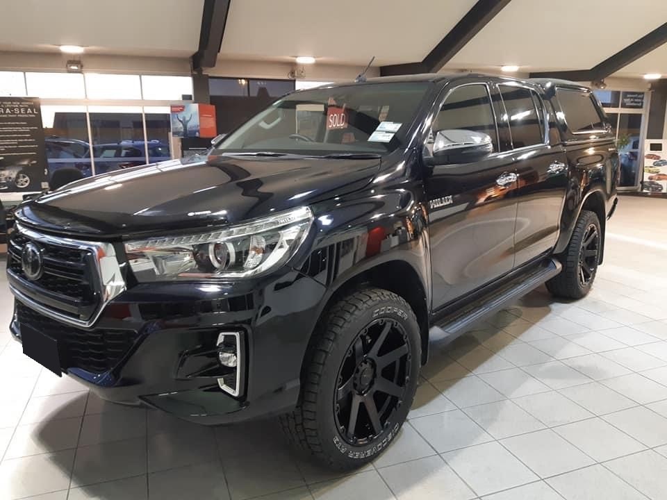 Toyota Hilux SR5 (2019) on BGW Vader