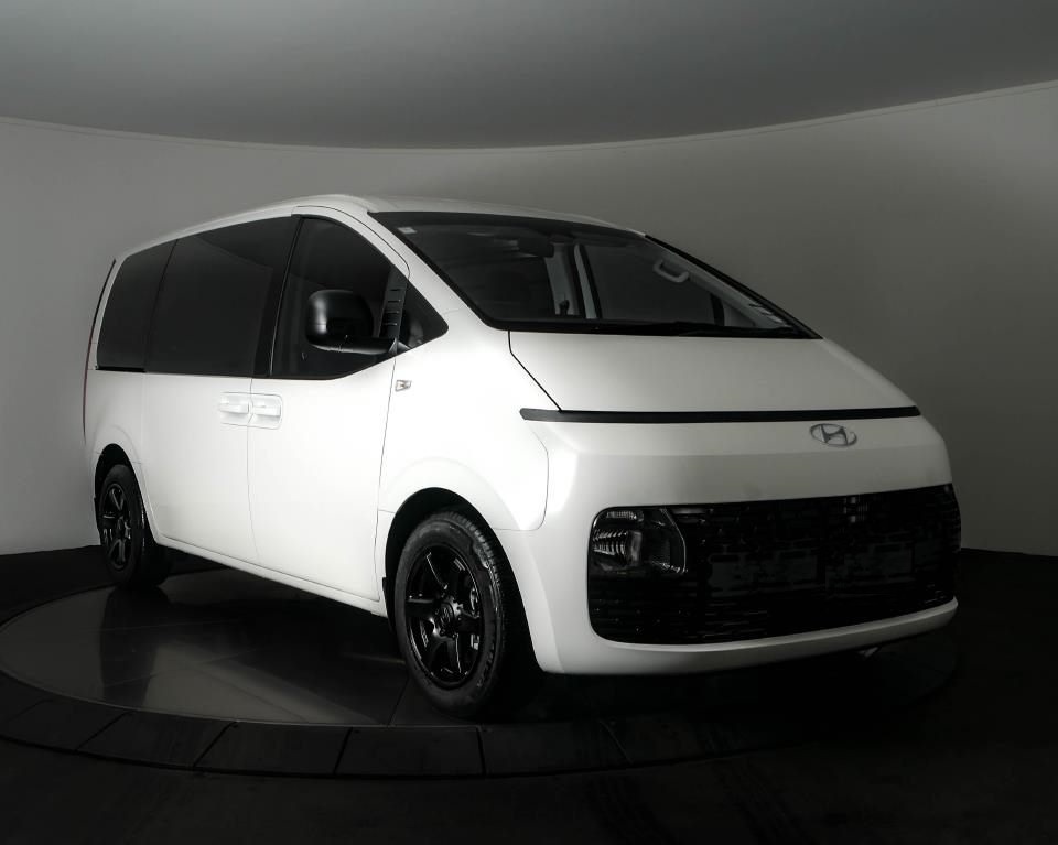 Hyundai Staria on BGW Beast
