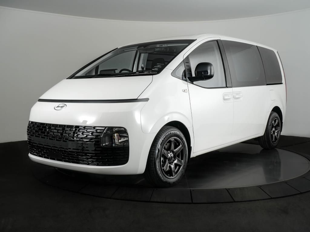Hyundai Staria on BGW Beast
