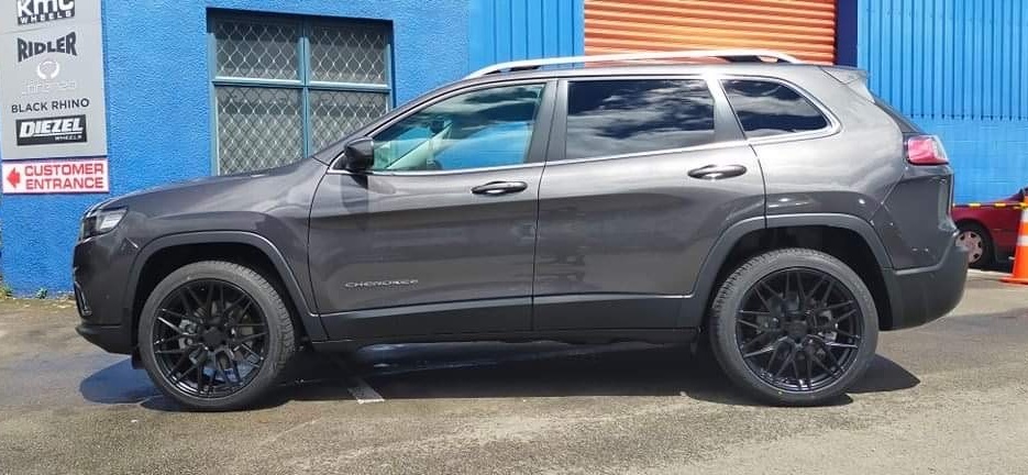 Jeep Cherokee KL (2021) on Covert CV1