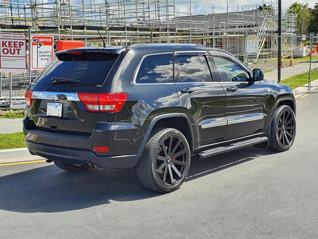 Jeep Grand Cherokee (2012) on BGW VM12