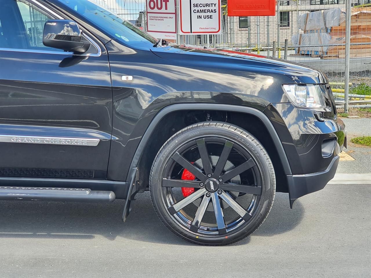 Jeep Grand Cherokee (2012) on BGW VM12