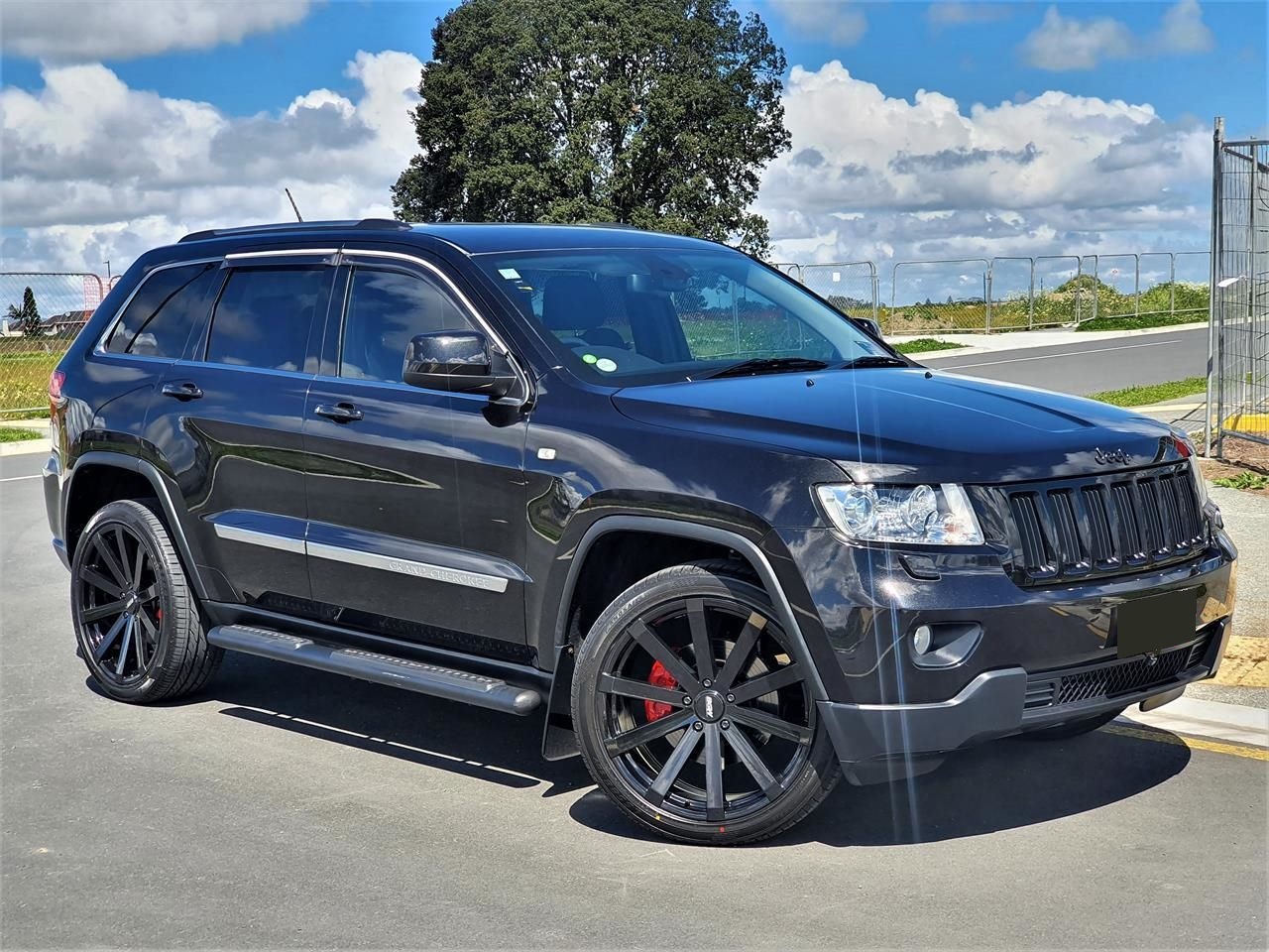 Jeep Grand Cherokee (2012) on BGW VM12