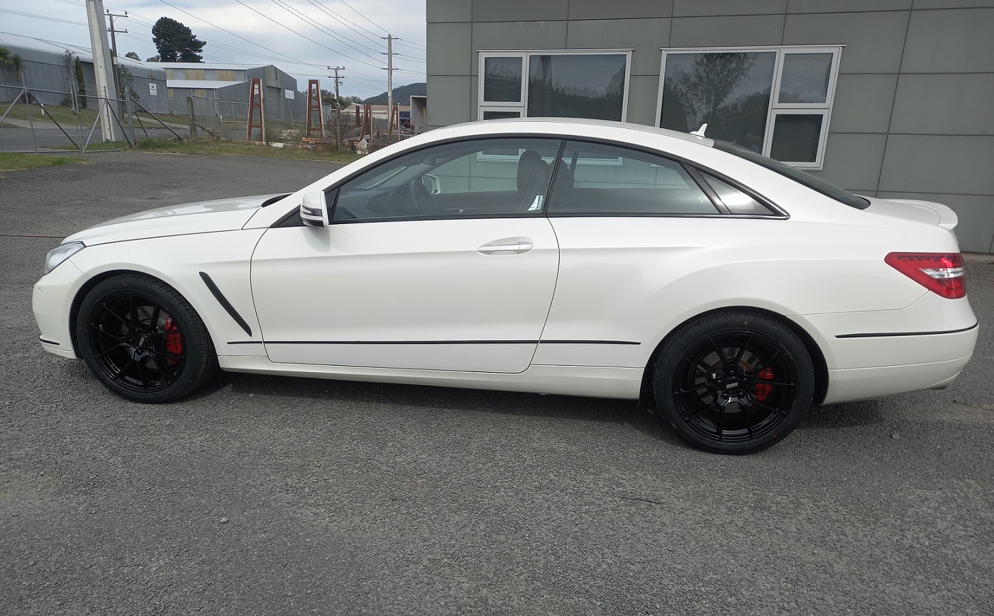Mercedes Benz E350 (2011) on 18 inch BGW Aqua