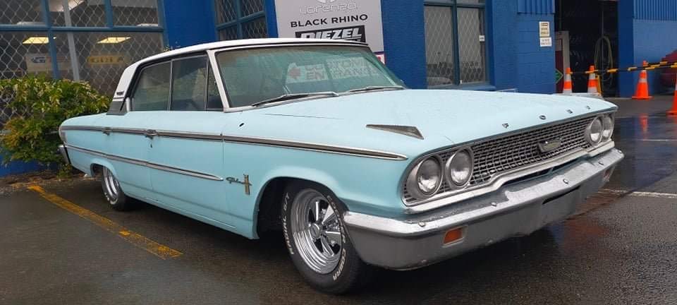 Ford Galaxie (1963) on S/S Cragars