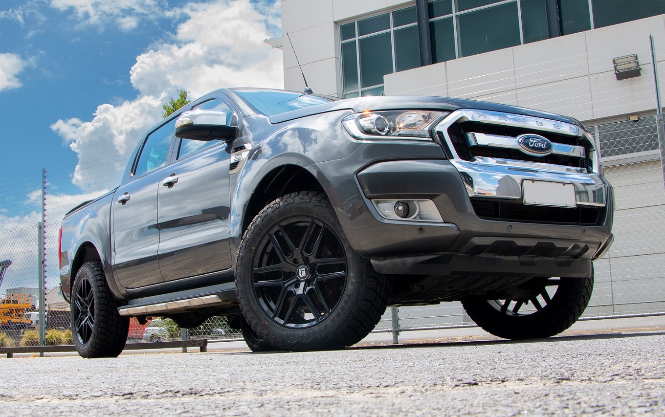 Ford Ranger on Touren TR79
