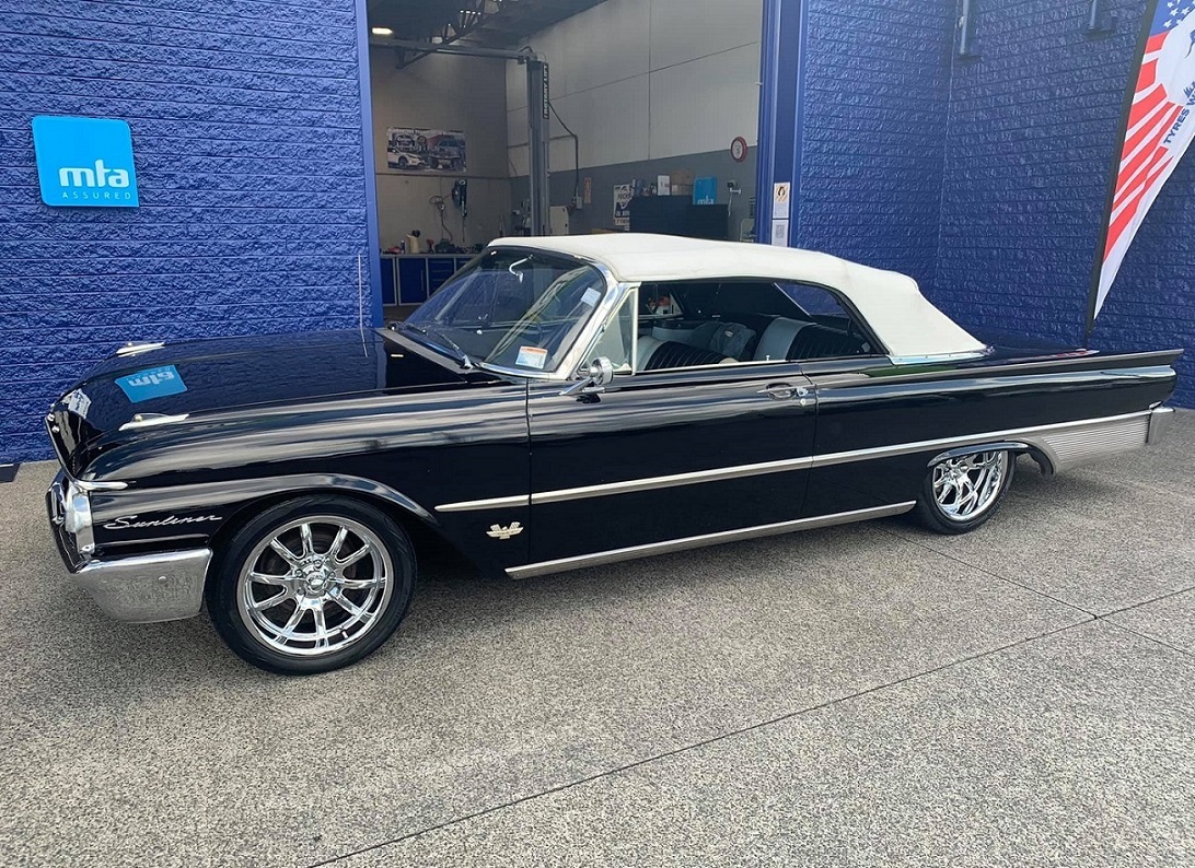 Ford Galaxie on Ridler R650