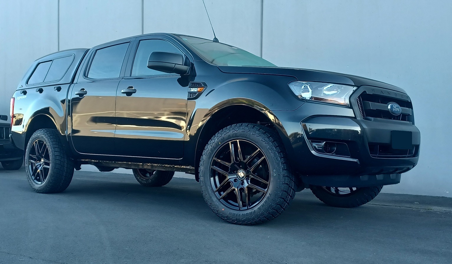 Ford Ranger on Touren TR79