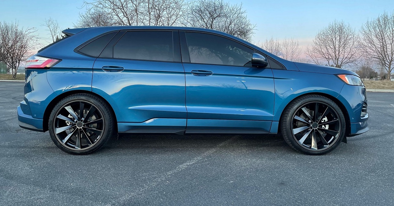 Ford Edge on 22 inch TSW Aileron