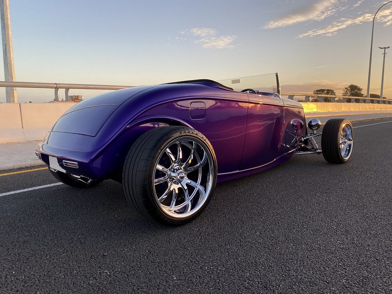 Ford Roadster (1993) on Ridler R650