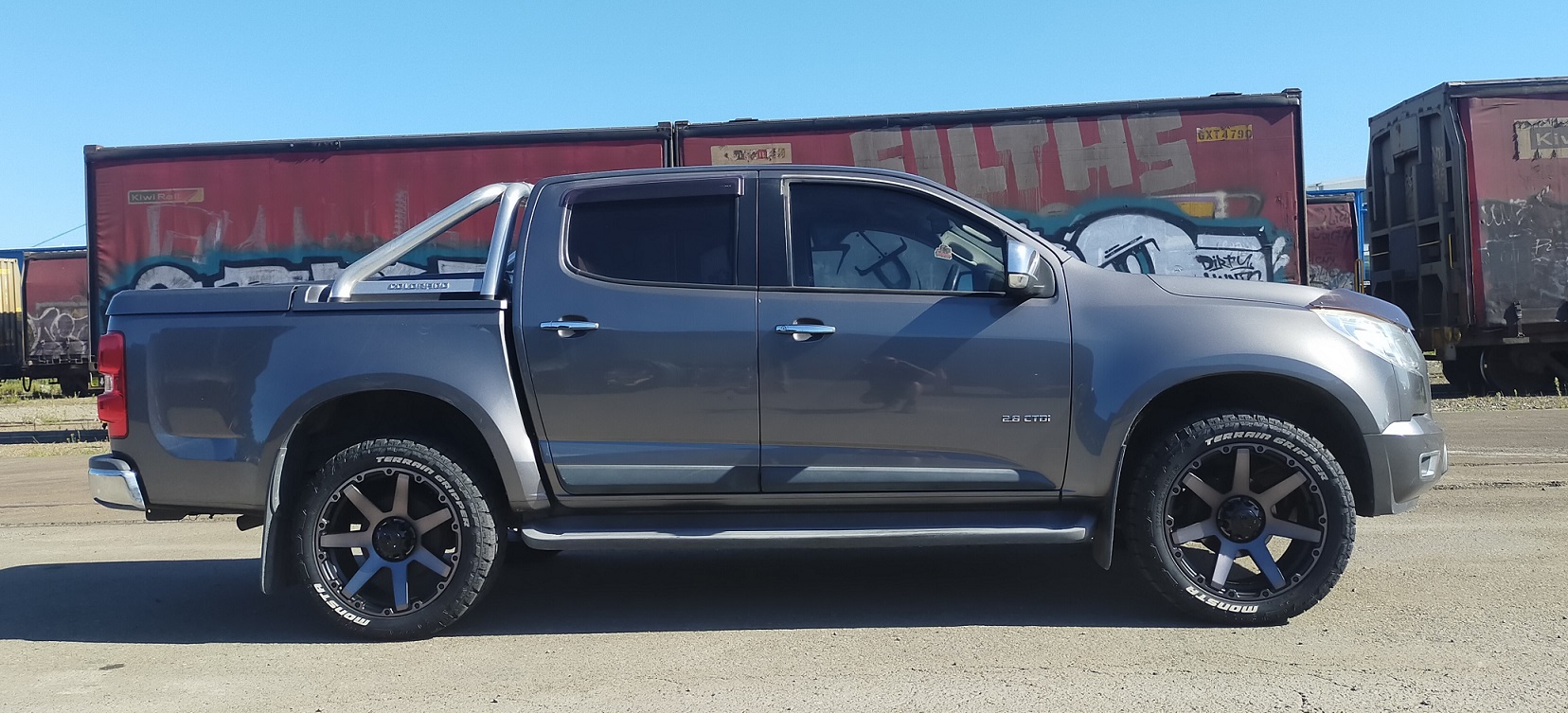 Holden Colorado (2012) on BGW Vader
