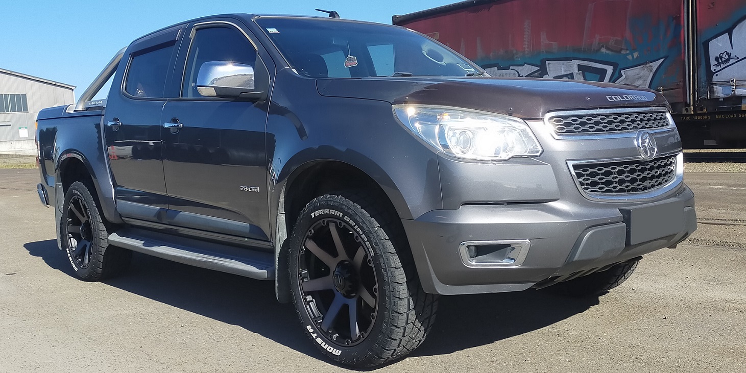 Holden Colorado (2012) on BGW Vader