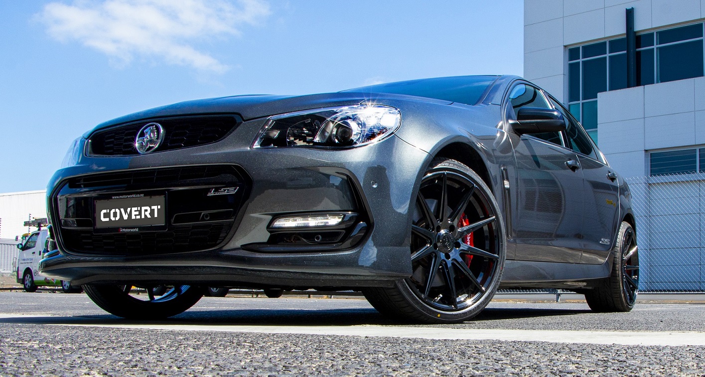 Holden Commodore VF on Covert CV2